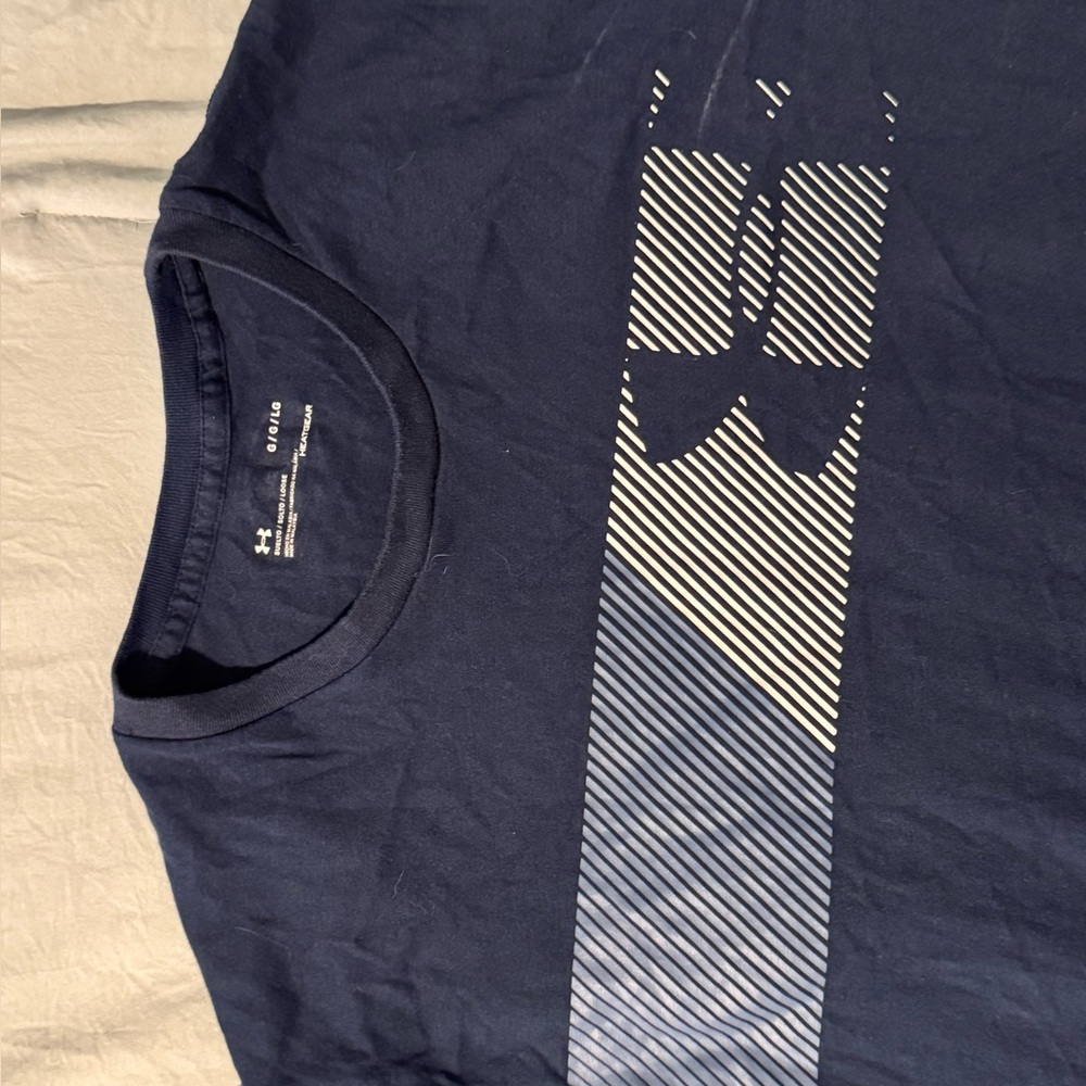 Under Armor T-shirt—Size L